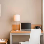 Adagio Access République Appart hôtel 3*