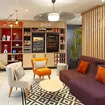 Adagio Access Republique 3* ديجون