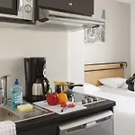 Adagio Access République Appart hôtel 3*