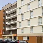 Adagio Access Republique 3* ديجون
