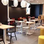 Adagio Access Republique 3* ديجون