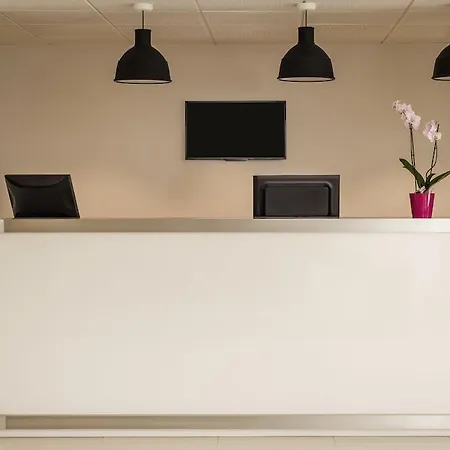 Aparthotel Adagio Access Republique 3*