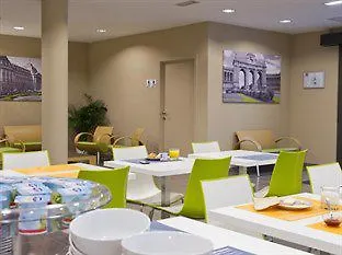 Adagio Access Republique Lejlighedshotel 3*