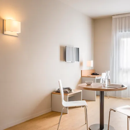 Adagio Access Republique