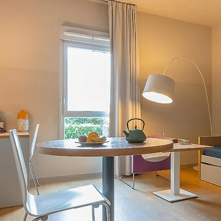 Aparthotel Adagio Access République