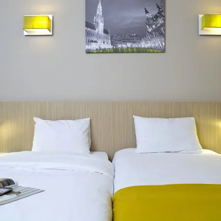Aparthotel Adagio Access Republique 3*