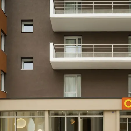 Adagio Access Republique Hotel apartamentowy 3*