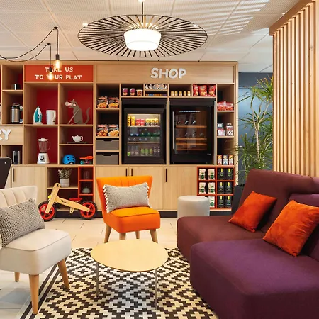 Adagio Access Republique Апарт-отель