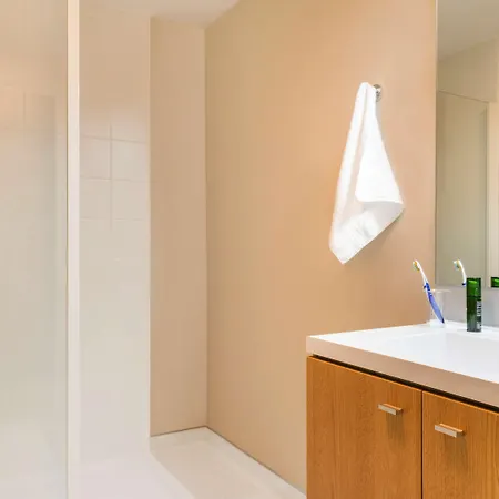 Adagio Access République Aparthotel 3*