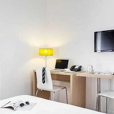 Hotel apartamentowy Adagio Access Republique 3*