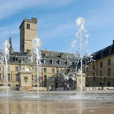 Adagio Access Republique Dijon