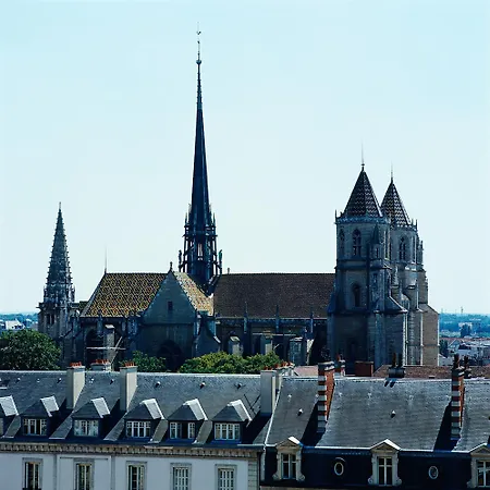 Adagio Access République Apartahotel Dijon