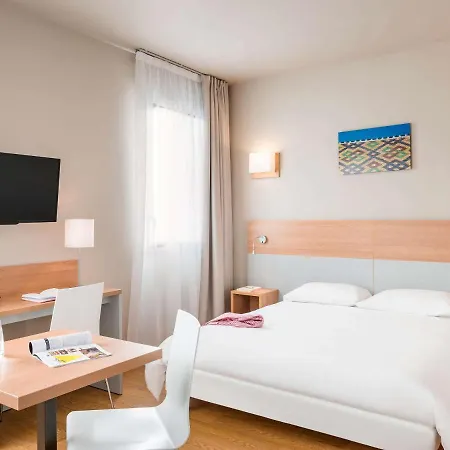 Apartahotel Adagio Access République