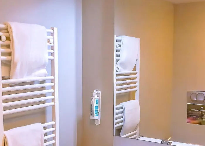 Adagio Access Republique