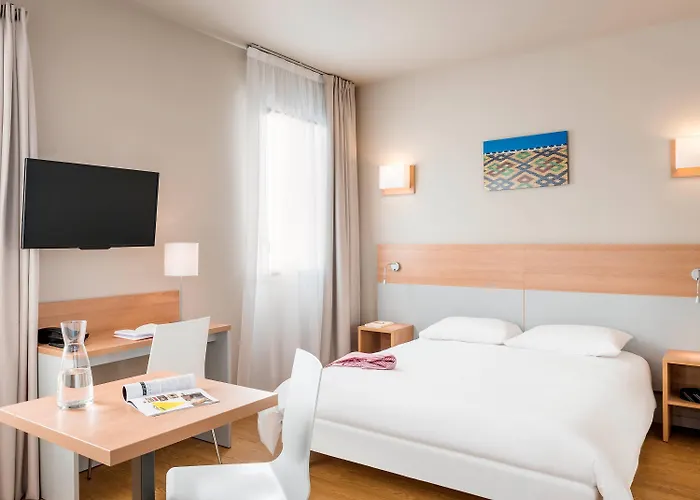 Aparthotel Adagio Access Republique